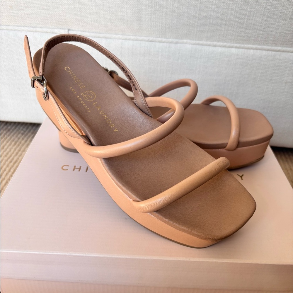 Chinese Laundry Skippy Platform Sandal - Picture 5 of 15